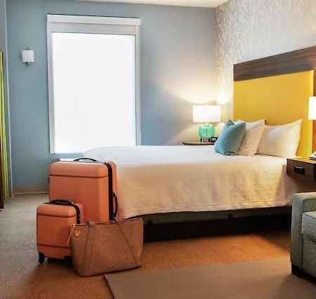 Home2 Suites By Hilton Boston Франклин Екстериор снимка